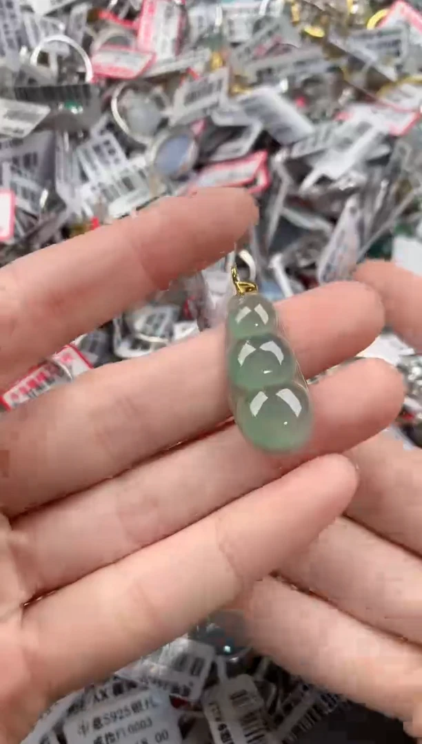 18K金镶嵌戒指翡翠4444----9