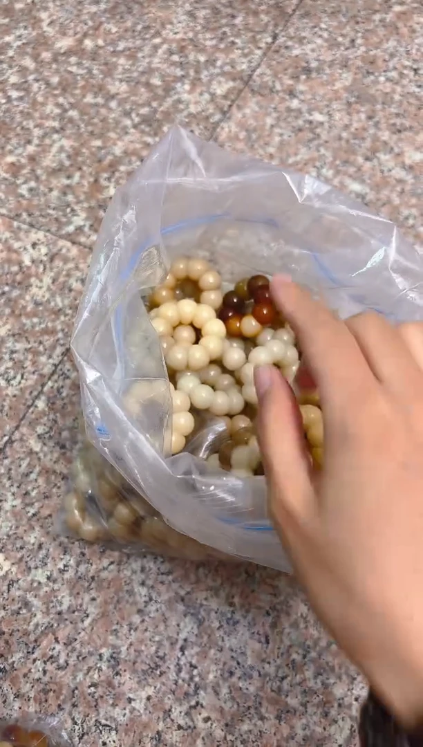 吊坠菩提根/象牙果混色手捻 颜色随机一条