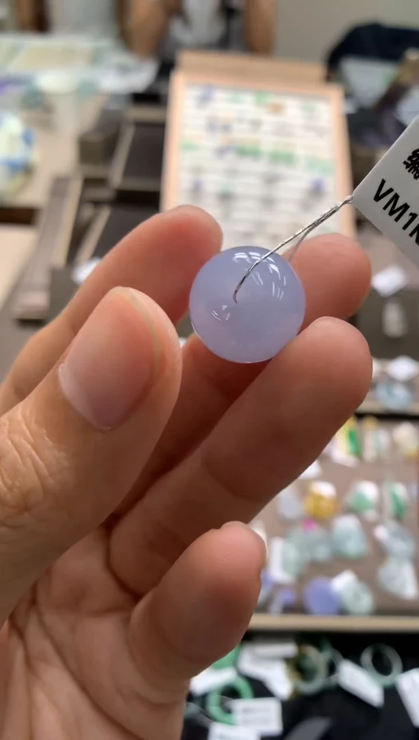 颈饰未镶嵌翡翠平安扣