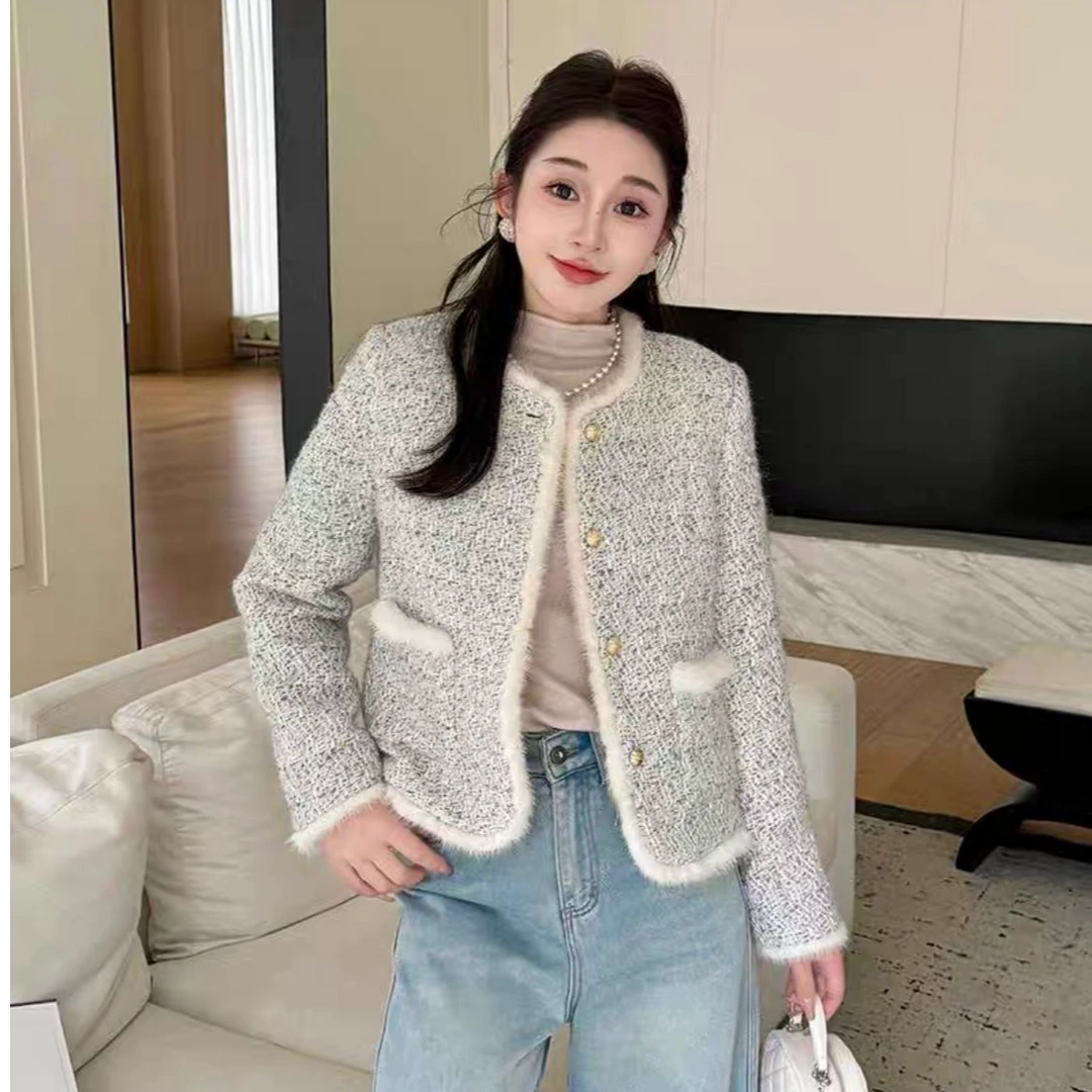 女士精品时尚小香羽绒5668