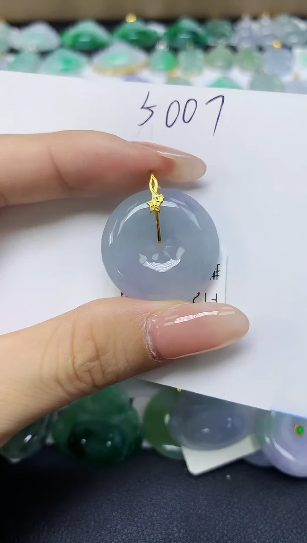 翡翠18K金镶嵌颈饰天然缅甸翡翠A货