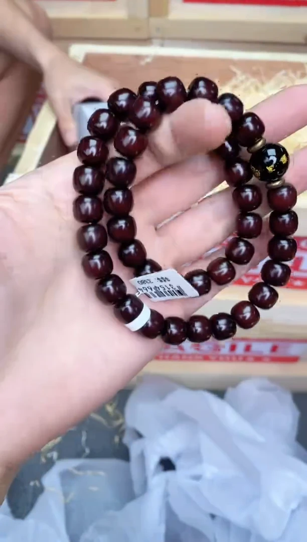 精选闪购手串搭配无礼盒