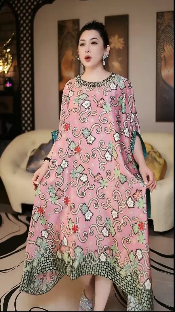 吊带JS42粉色蝴蝶连衣裙