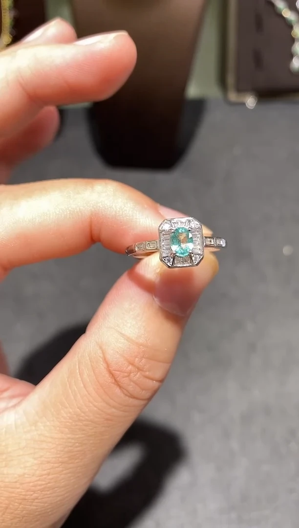 银S925镶嵌戒指祖母绿戒指