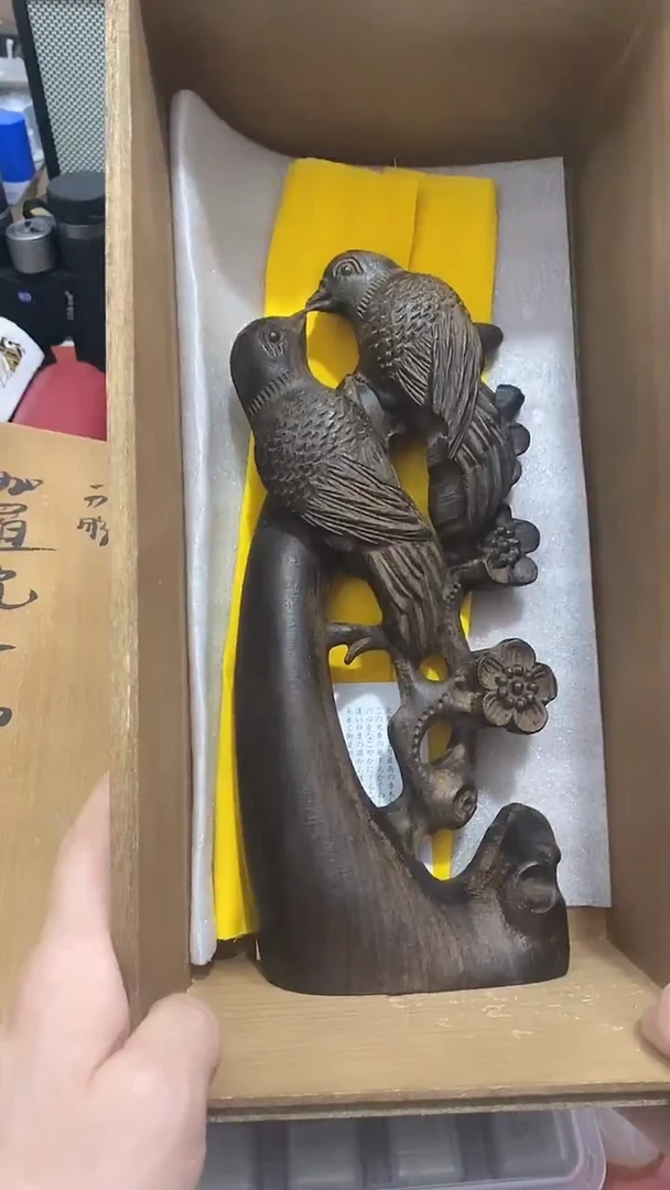 瓷片闪购商品 如图所示