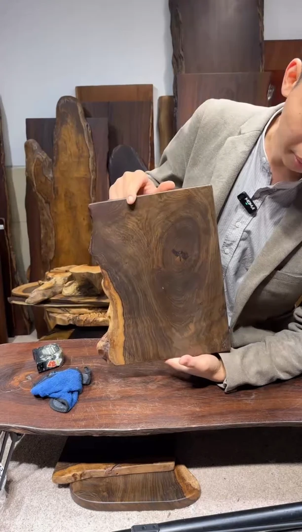 风车木（黑檀木）尺寸34*23*2.2编号495