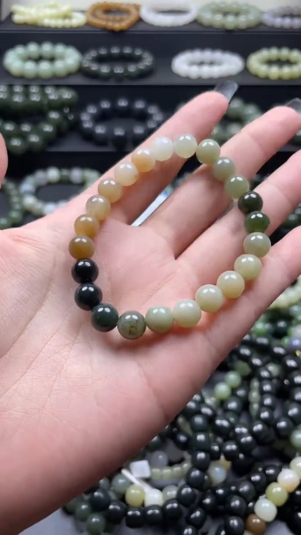 手串未镶嵌和田玉卡8mm圆珠