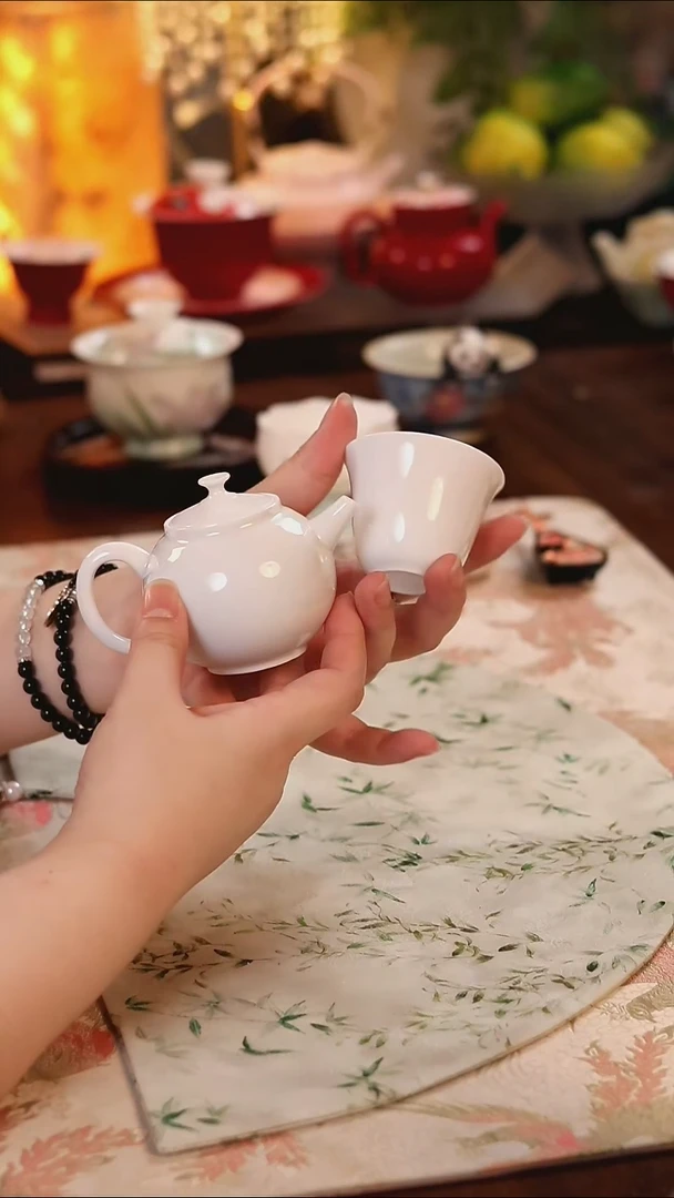 茶壶+杯 哈哈哈哈哈