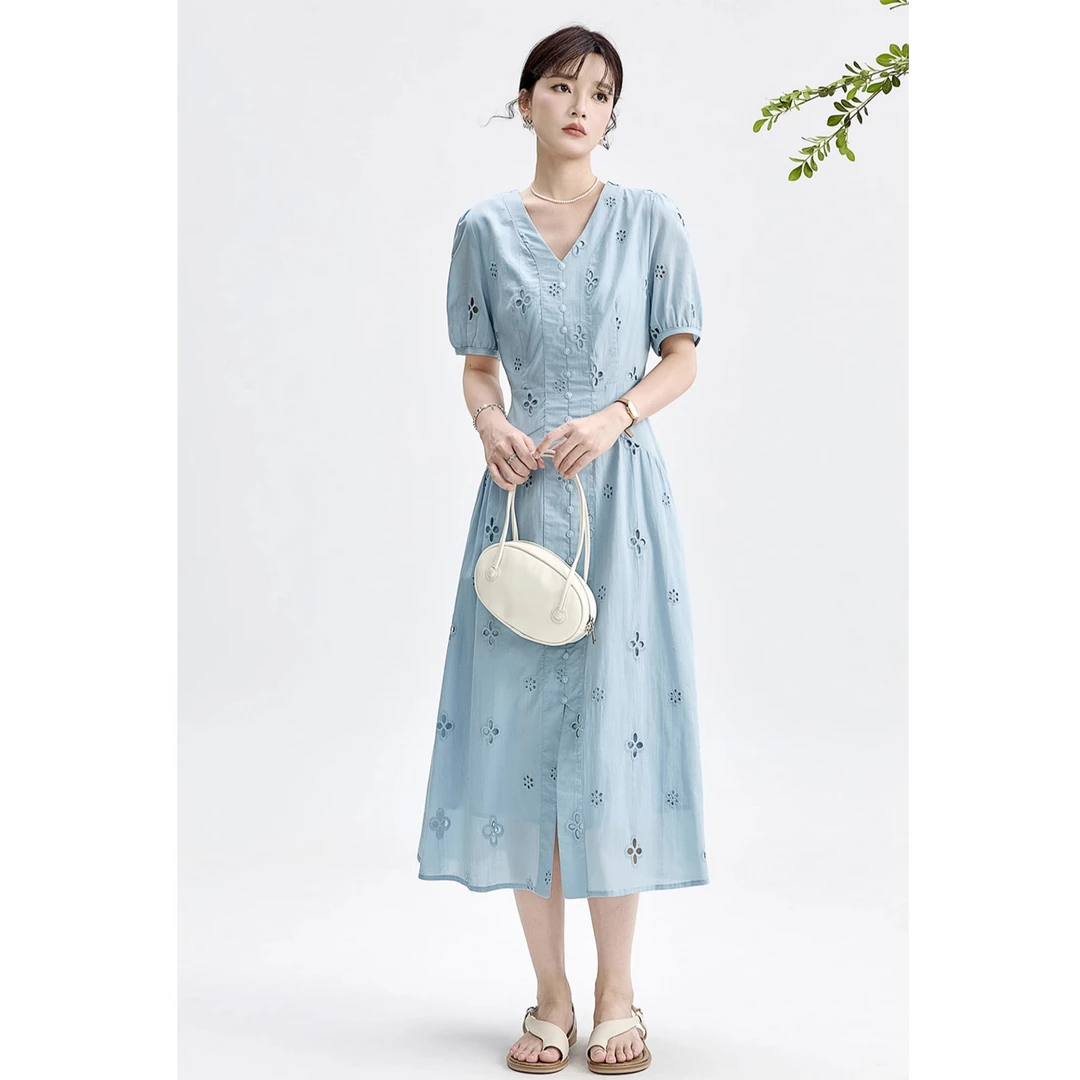 GUIER/桂儿蓝色镂空v领泡泡袖连衣裙女收腰显瘦垂感气质裙子G6314