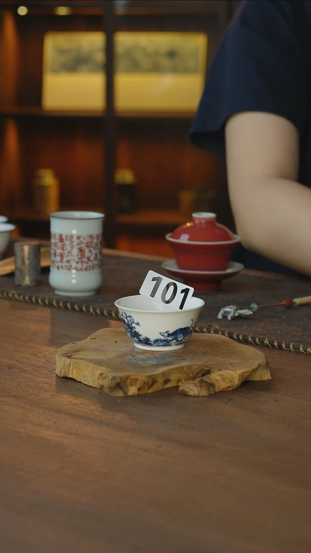 青花牧牛杯...101