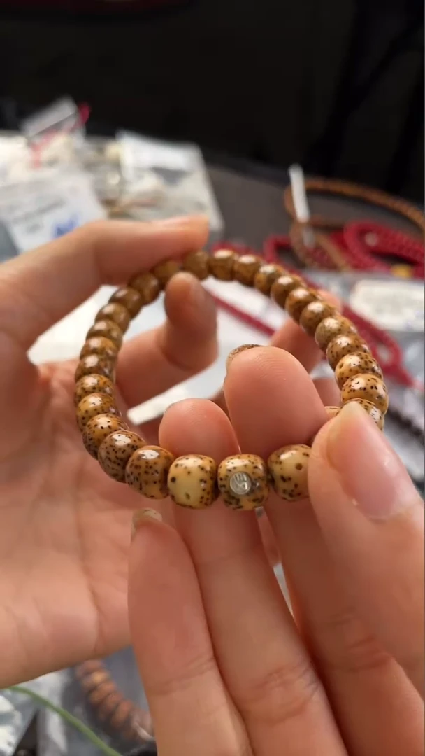 星月菩提手串精工级浅珀桶珠8*7手串