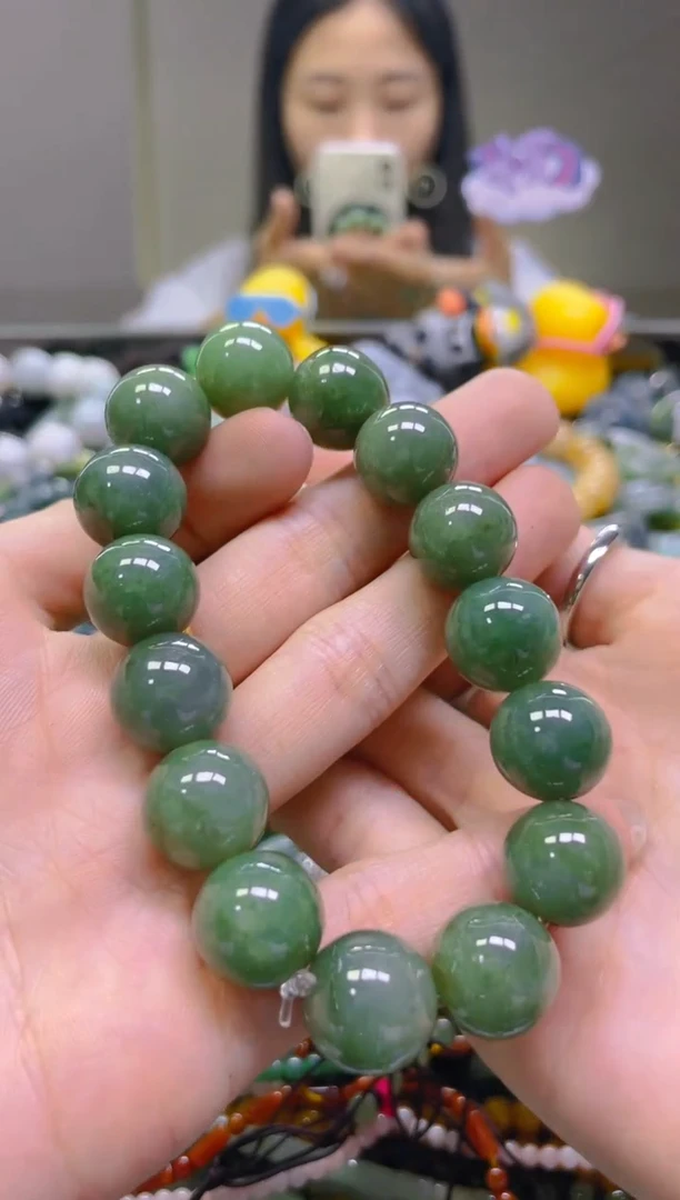 翡翠未镶嵌颈饰13MM/C/翡翠A货，一件也是批发价