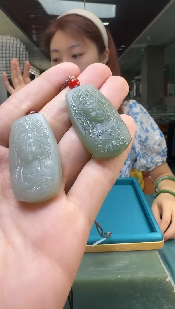 和田玉未镶嵌颈饰观音牌/配绳