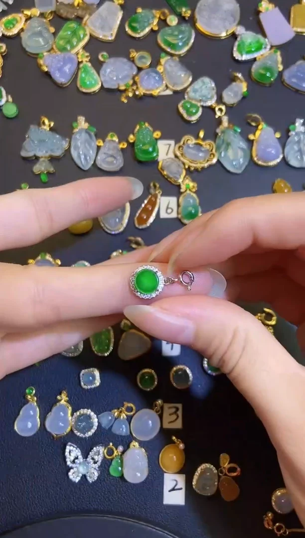 吊坠(不含链)银S925镶嵌翡翠1