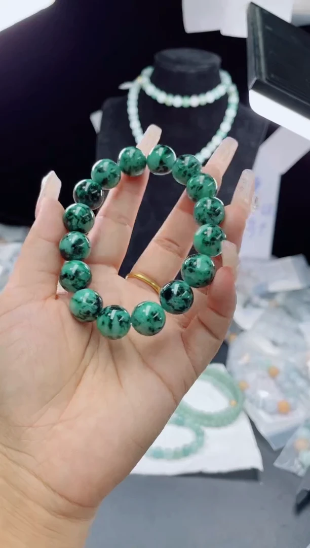 未镶嵌定制翡翠珠串