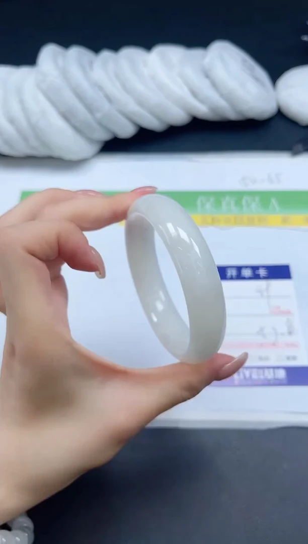 未镶嵌手镯和田玉059-5758