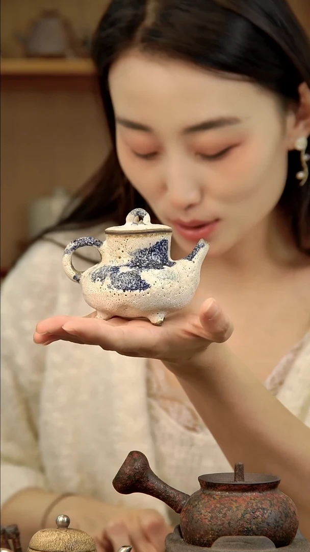 言野手作 粉引青花小三足壶