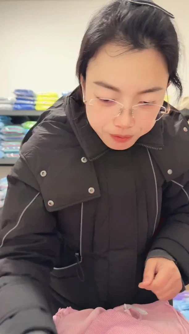 微纤维30*30粉色柔软玻璃巾抹布