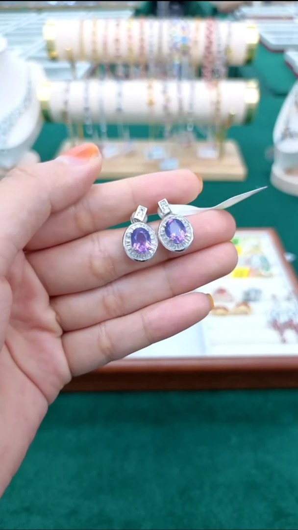 水晶耳饰银S925镶嵌水晶 耳饰 银S925镶嵌