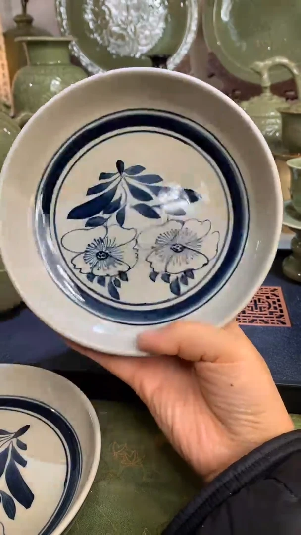心***1耀州窑白底蓝花手工画花盘子两只