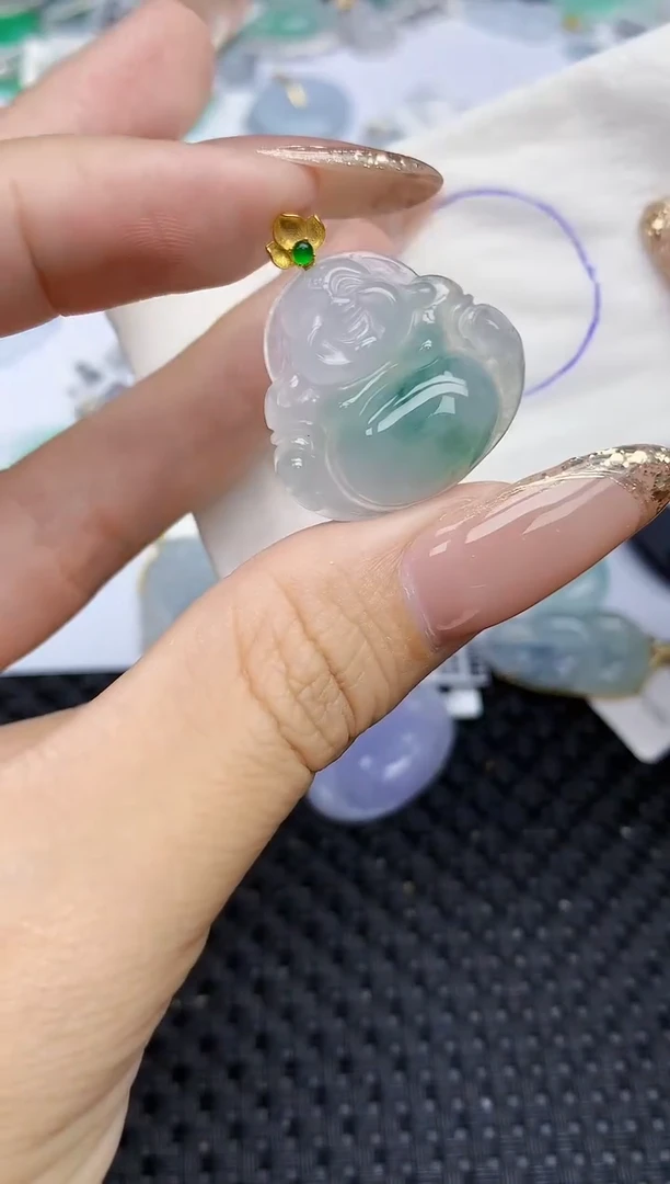 颈饰18K金镶嵌翡翠396   天然翡翠A货  百元以上9米证书费自理