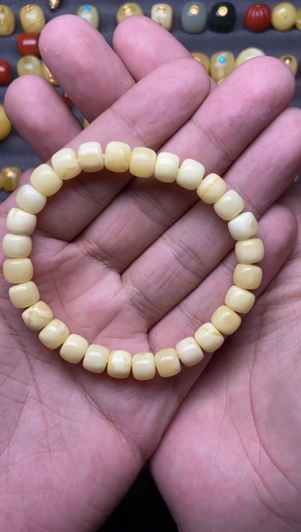 蜜蜡未镶嵌珠宝奇石7.8mm