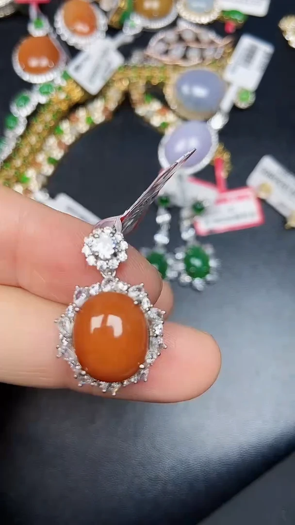 银S925镶嵌戒指翡翠2400