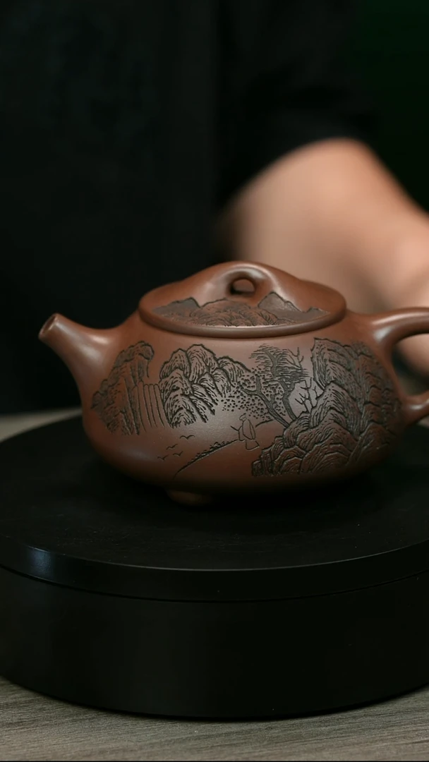 茶壶紫砂光****者H1670赵信军山水刻绘景州石瓢