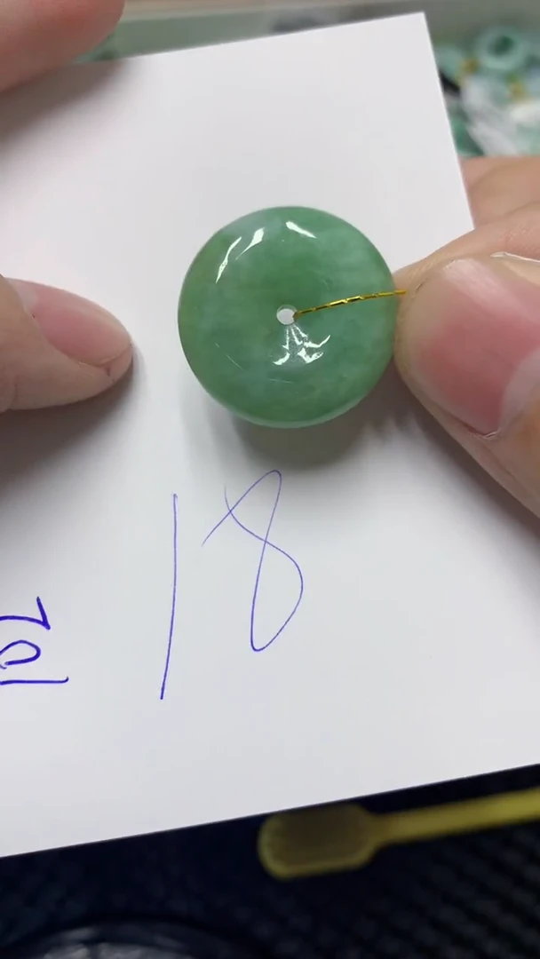 颈饰未镶嵌翡翠缅甸A货翡翠
