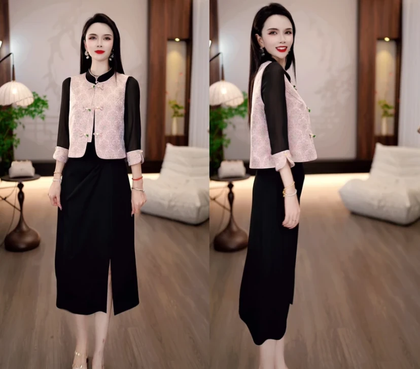 【新品上新】2025秋款新中式国风氛围感粉金提花马甲+连衣裙两件套