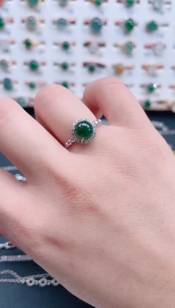 银S925镶嵌戒指翡翠?****！天然翡翠