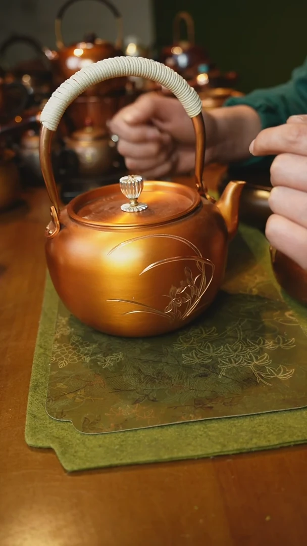 【闪购商品】紫铜兰花大容量烧水壶