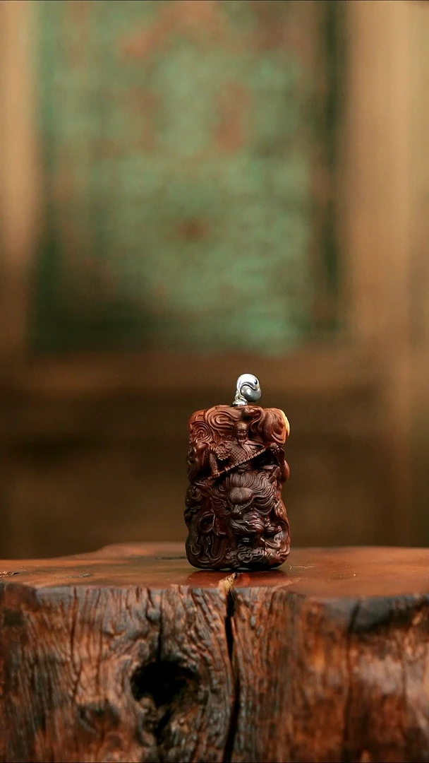 天然雷击枣木立体雷祖（小号）