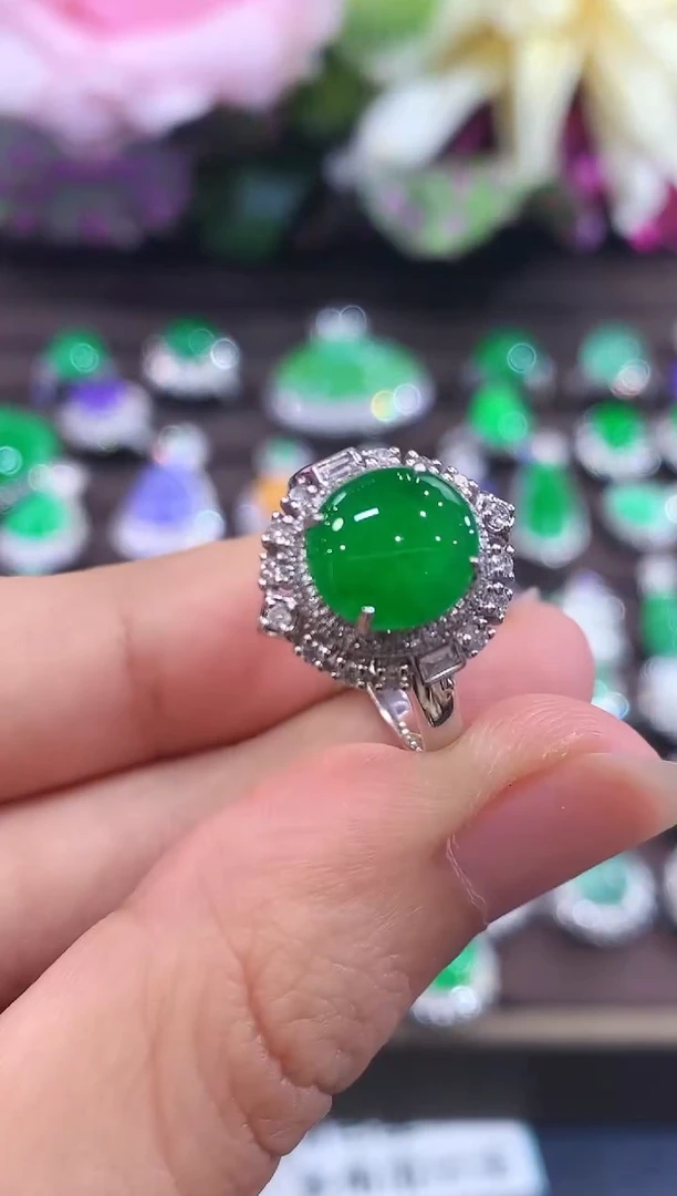 18K金镶嵌戒指翡翠B253