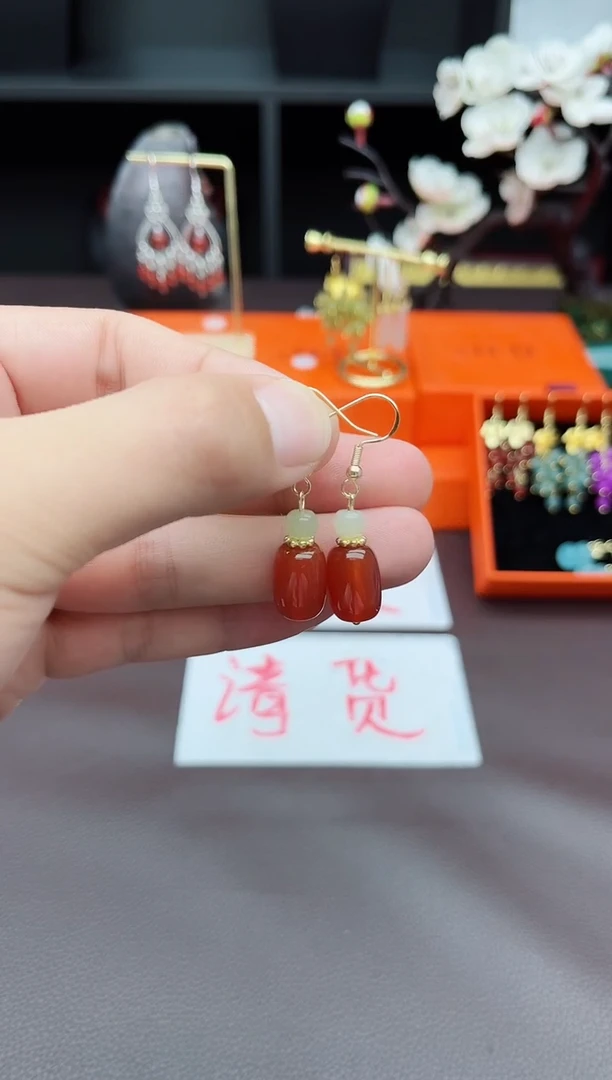 玛瑙/玉髓耳饰银S925镶嵌335000