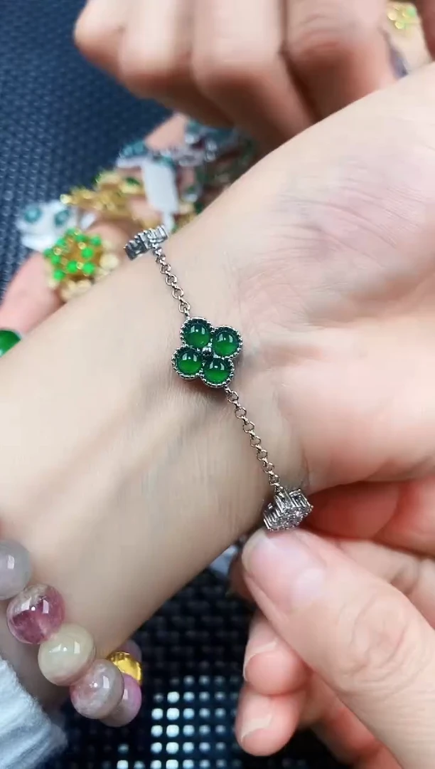 【闪购商品】翡翠手链未镶嵌111111111
