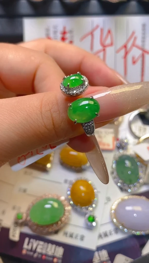 翡翠银S925镶嵌耳饰天然