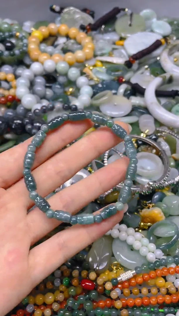 翡翠未镶嵌颈饰/K/翡翠A货,一件也是批发价