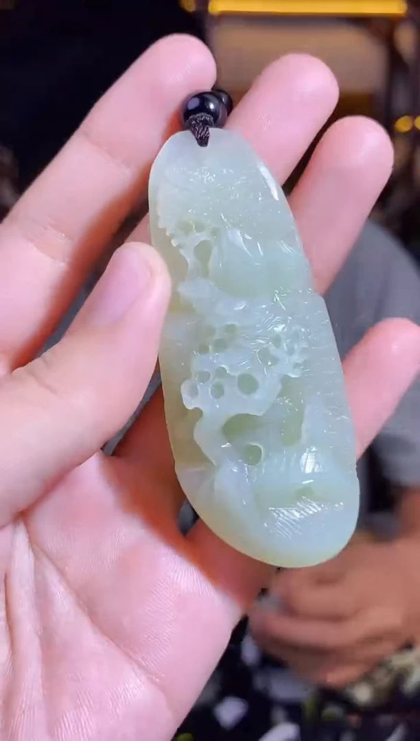 颈饰未镶嵌和田玉1