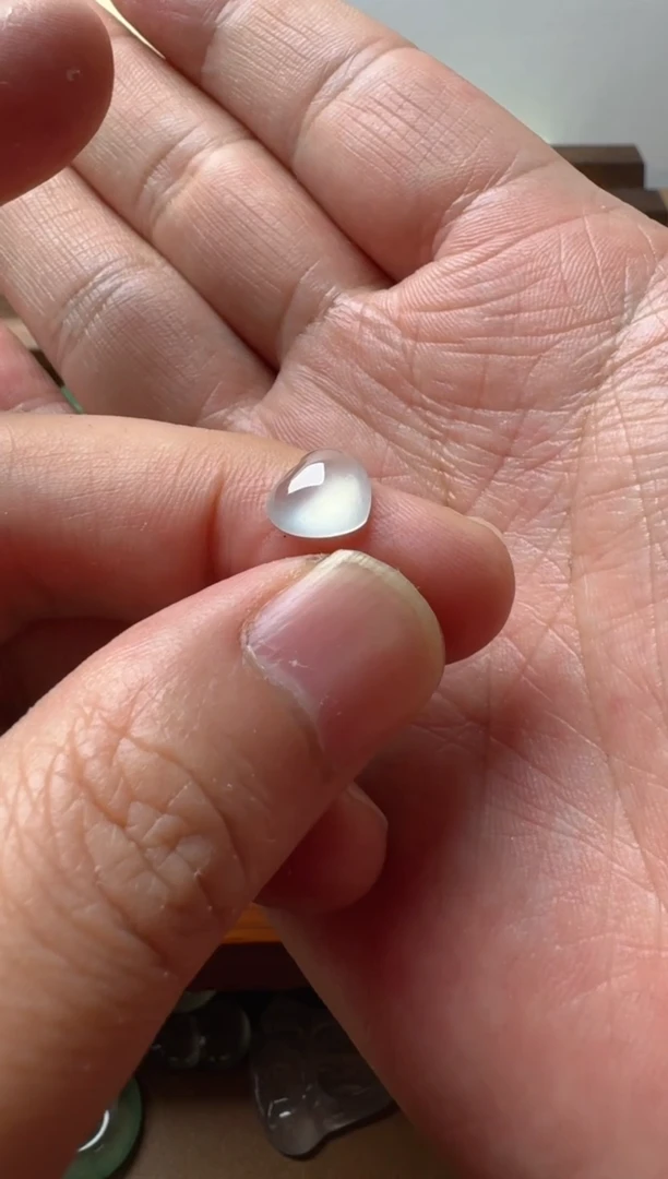 【闪购商品】翡翠颈饰未镶嵌爱心