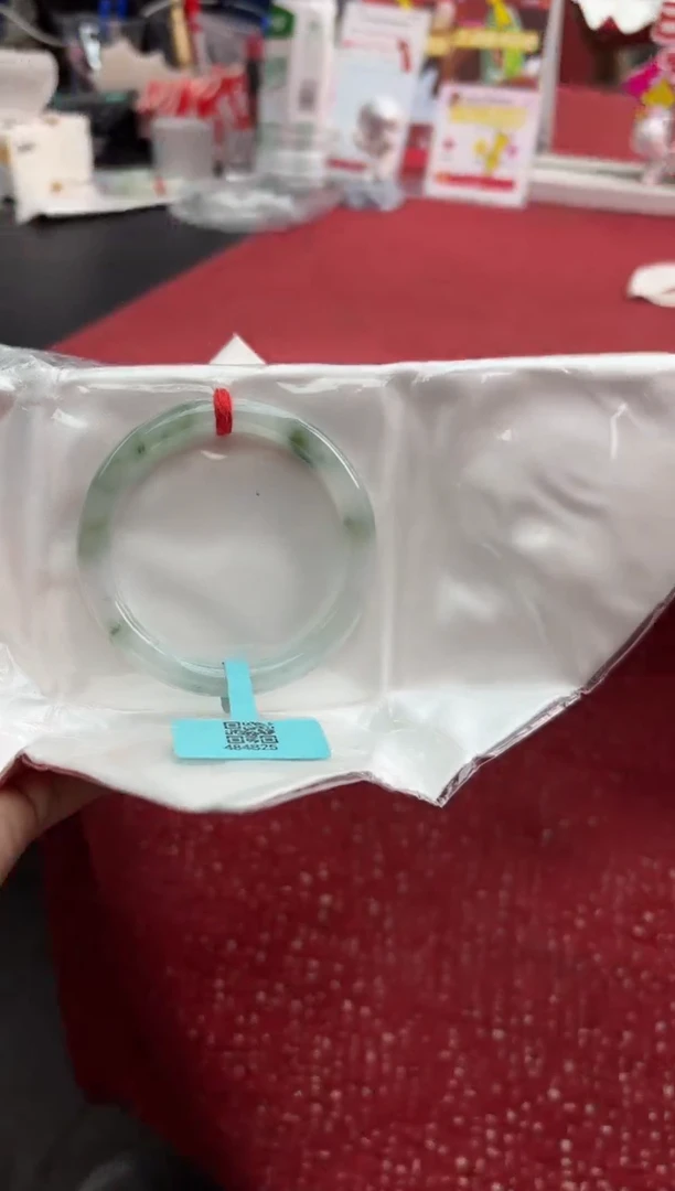 未镶嵌手镯（圆镯）翡翠翡翠手镯19