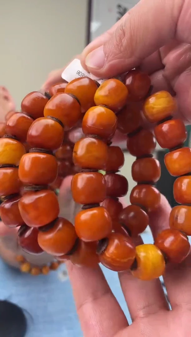 未镶嵌蜜蜡珠宝奇石037，16微瑕假一罚十多样性发其一