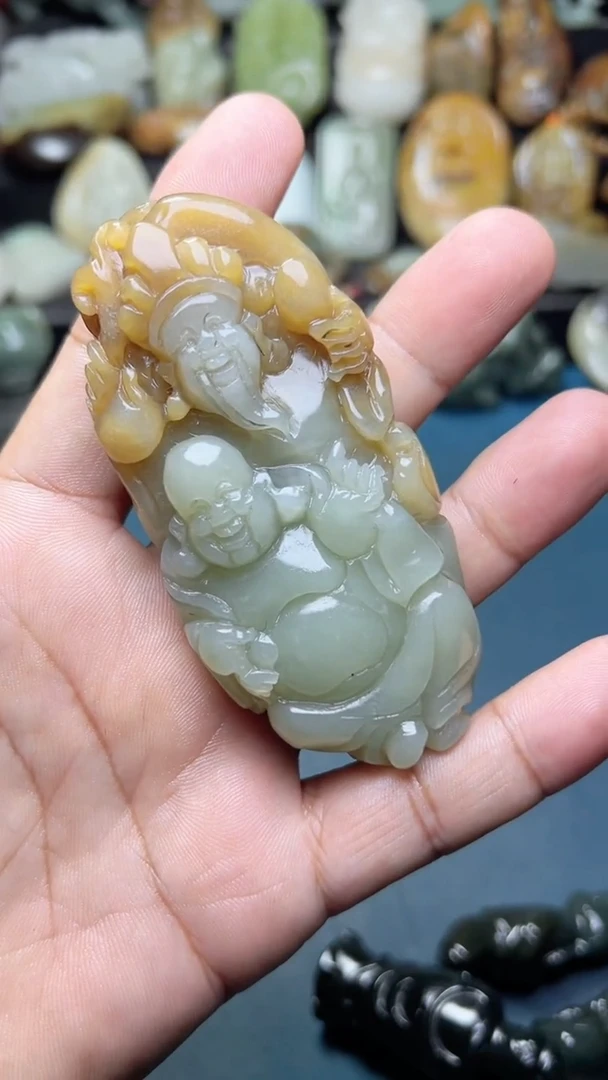 未镶嵌和田玉把件-