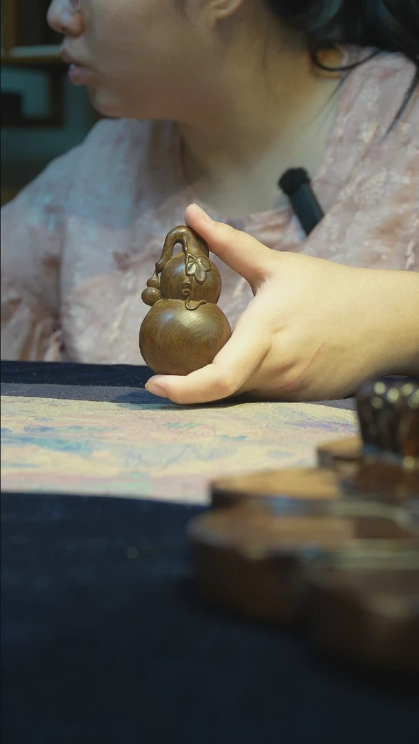 金丝楠阴沉木葫芦把件
