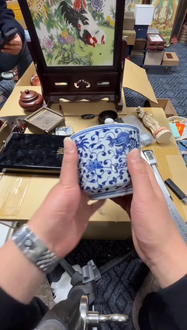 1王****腔精品瓷一物一拍定闪