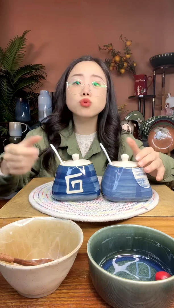 陶瓷500毫升手绘调味罐 2件 微瑕疵