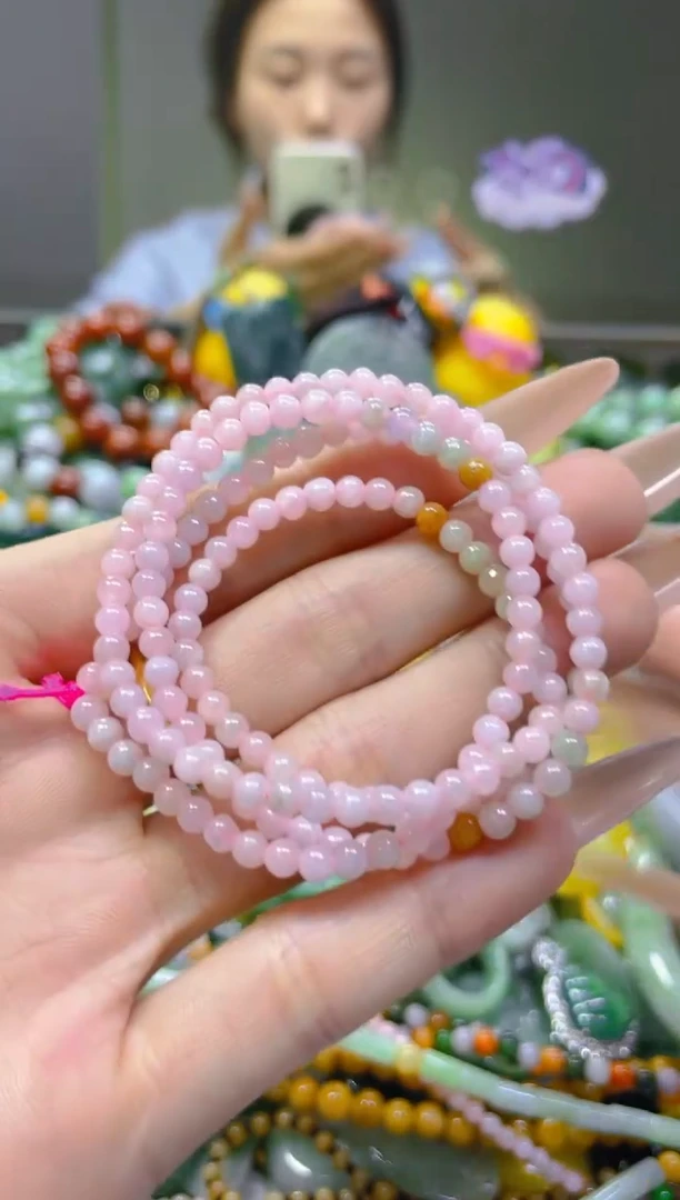 翡翠未镶嵌颈饰3MM/C/翡翠A货，一件也是批发价