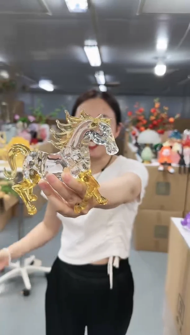 花间集水晶琉璃摆设   马