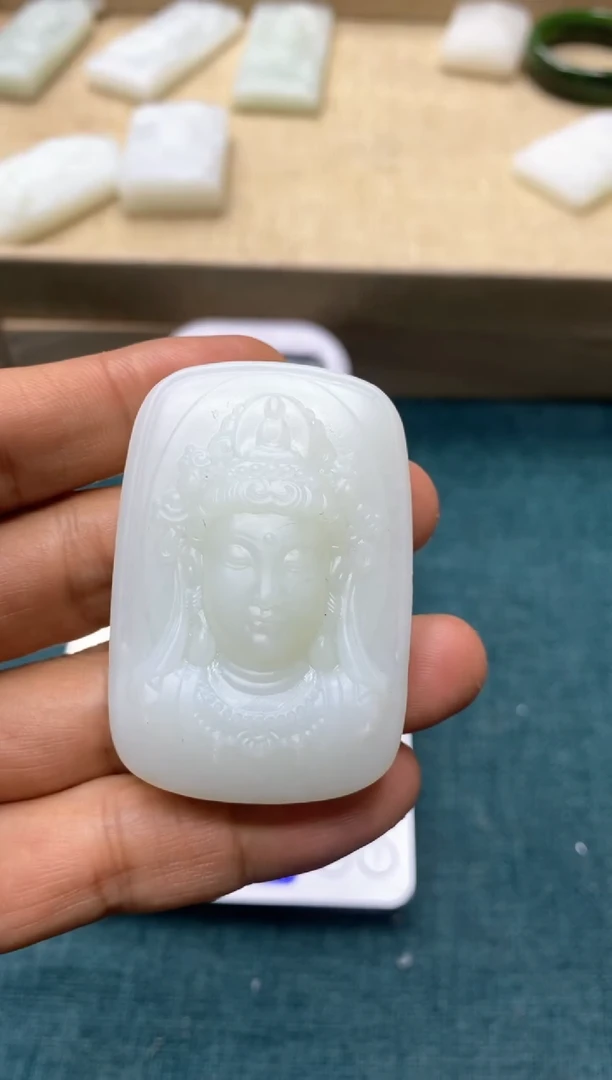 【闪购商品】定制和田玉精品挂件