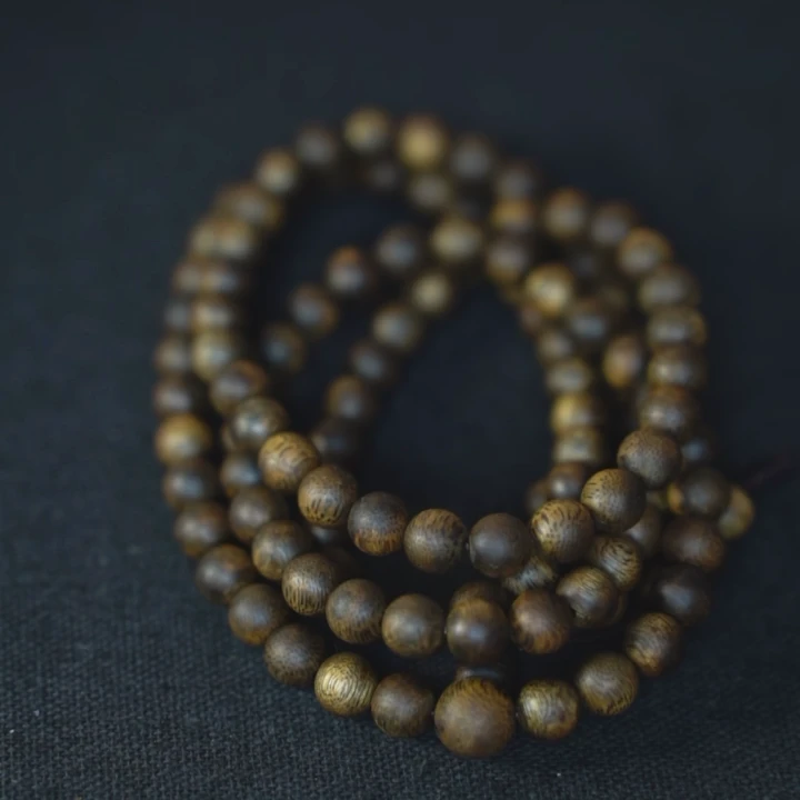 沉香GX10老料糖结奇楠8mm多圈108圆珠手串